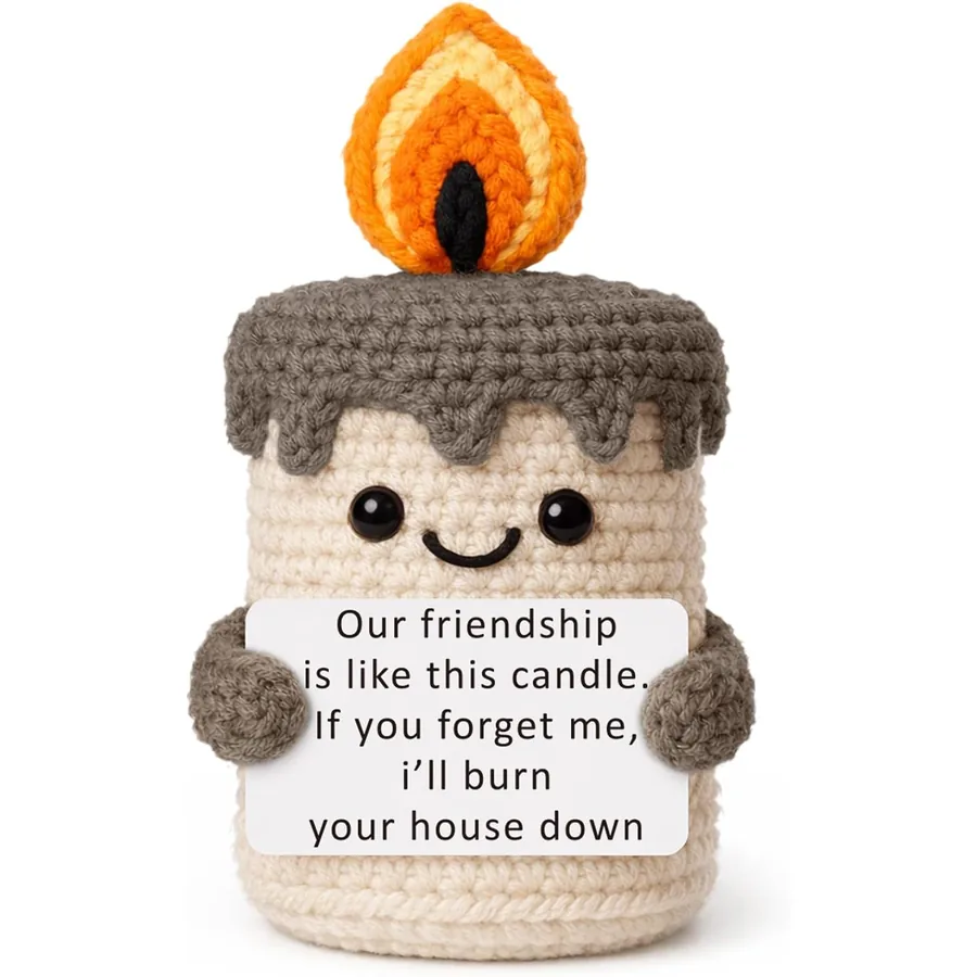 Crochet friendship candle by YUEYUQIU